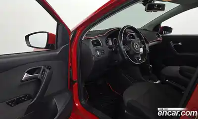 Volkswagen Polo 2014 1.6 гидро в Москве № 1350275, миниатюра 10