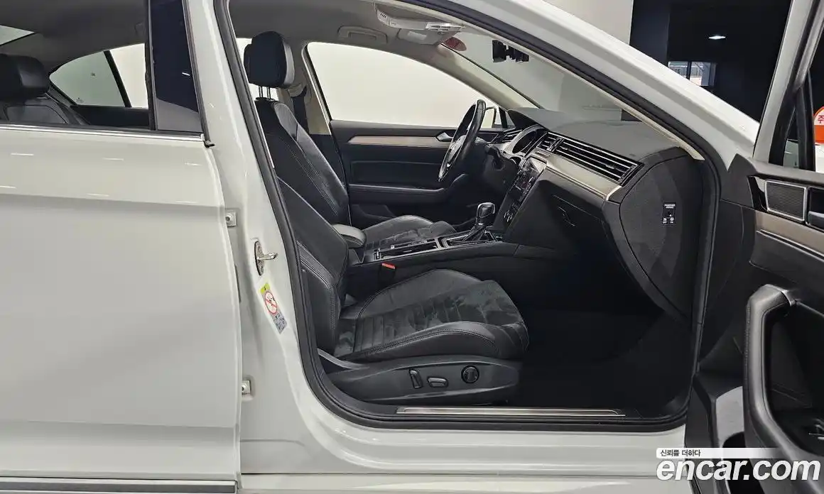 Volkswagen Passat 2018 2.0 гидро в Москве № 1350330, фото 18