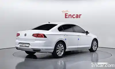 Volkswagen Passat 2018 2.0 гидро в Москве № 1350330, миниатюра 2
