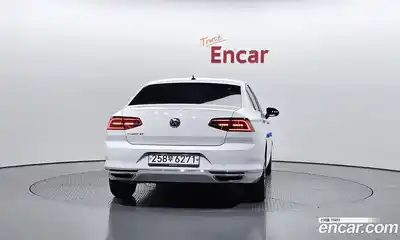 Volkswagen Passat 2018 2.0 гидро в Москве № 1350330, миниатюра 4