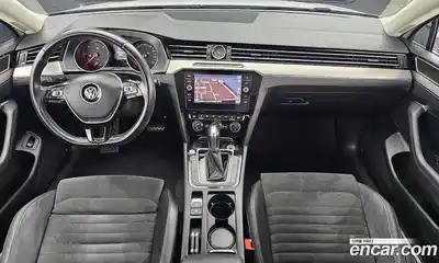 Volkswagen Passat 2018 2.0 гидро в Москве № 1350330, миниатюра 7