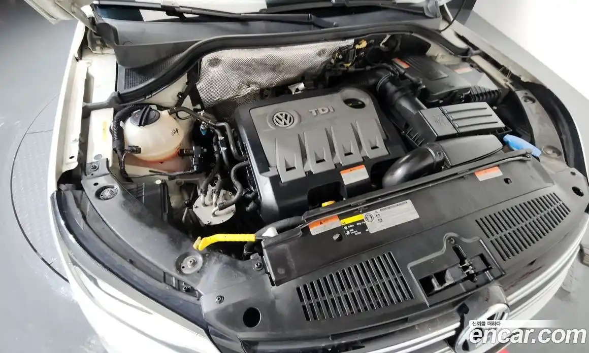 Volkswagen Tiguan 2015 2.0 гидро в Москве № 1350409, фото 6