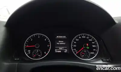 Volkswagen Tiguan 2015 2.0 гидро в Москве № 1350409, миниатюра 8