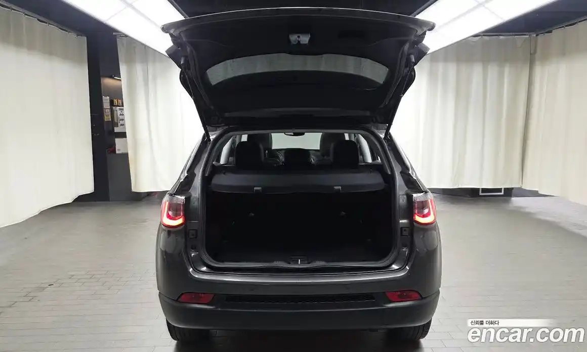 Jeep Compass 2018 2.4 гидро в Москве № 1350617, фото 20