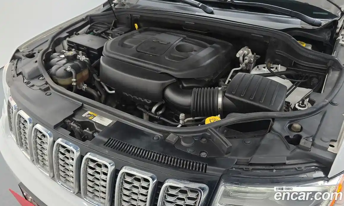 Jeep Cherokee 2019 3.6 гидро в Москве № 1350661, фото 6