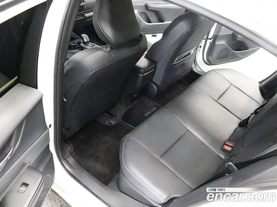 Toyota Prius 2025 2.0 гидро в Москве № 1350739, фото 17