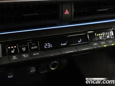 Toyota Prius 2025 2.0 гидро в Москве № 1350739, миниатюра 10