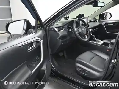 Toyota RAV4 2022 2.5 гидро в Москве № 1350763, миниатюра 11