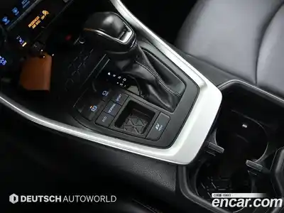 Toyota RAV4 2022 2.5 гидро в Москве № 1350763, миниатюра 9