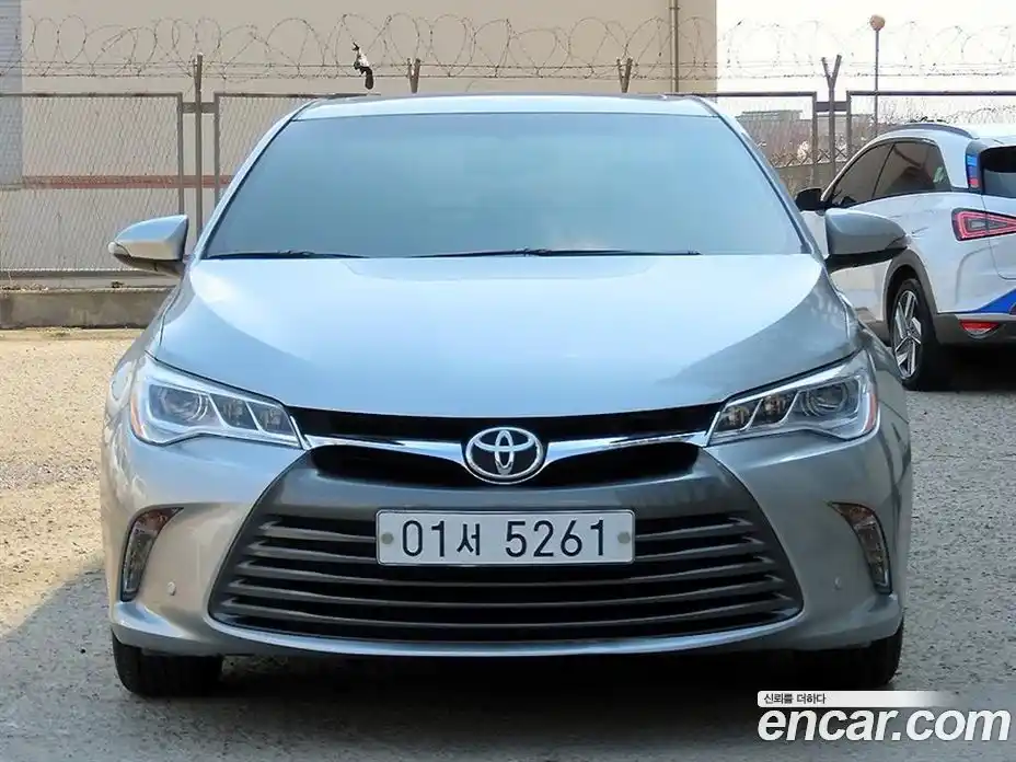 Toyota Camry 2017 2.5 гидро в Москве № 1350769, фото 3
