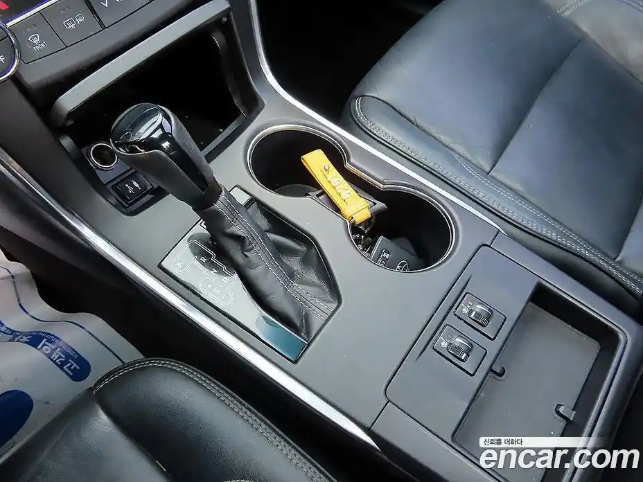 Toyota Camry 2017 2.5 гидро в Москве № 1350769, фото 9