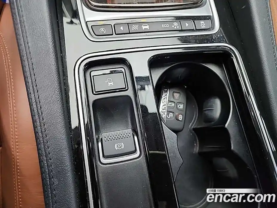 Jaguar F-Pace 2017 2.0 гидро в Москве № 1351170, фото 17