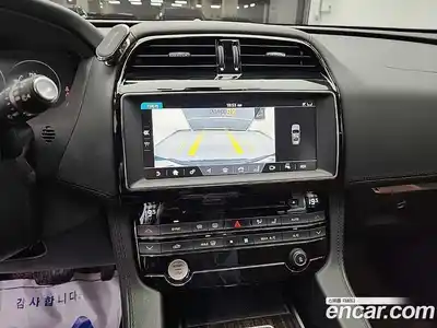 Jaguar F-Pace 2017 2.0 гидро в Москве № 1351170, миниатюра 10