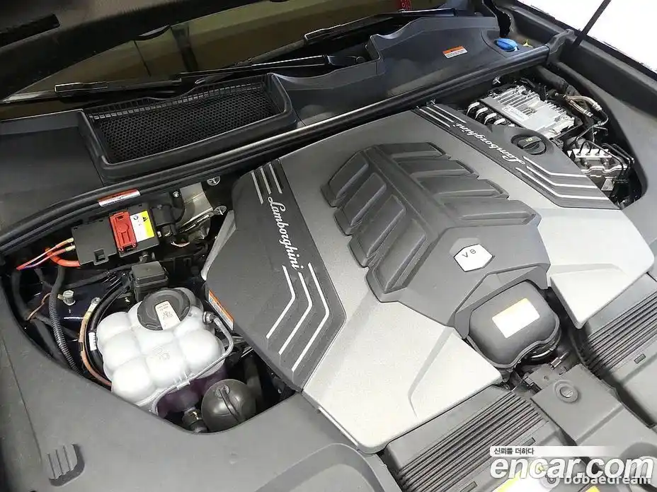 Lamborghini Urus 2023 4.0 гидро в Москве № 1351294, фото 4