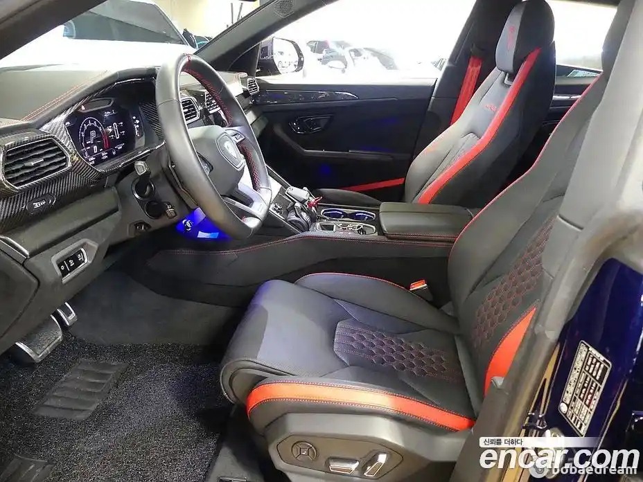 Lamborghini Urus 2023 4.0 гидро в Москве № 1351294, фото 10