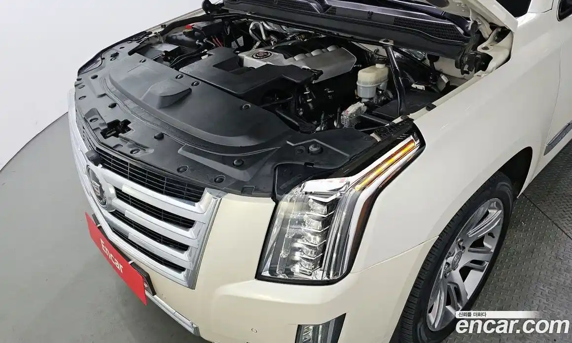 Cadillac Escalade 2015 6.2 гидро в Москве № 1351355, фото 6