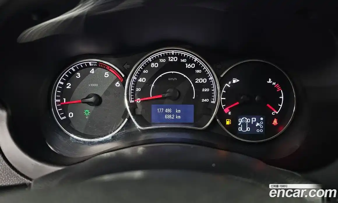 Renault QM5 2014 2.0 гидро в Москве № 148762, фото 8
