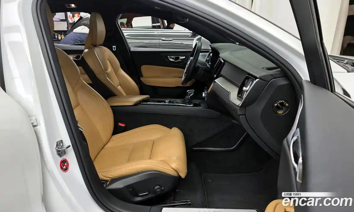 Volvo S60 2019 2.0 гидро в Москве № 164701, фото 11