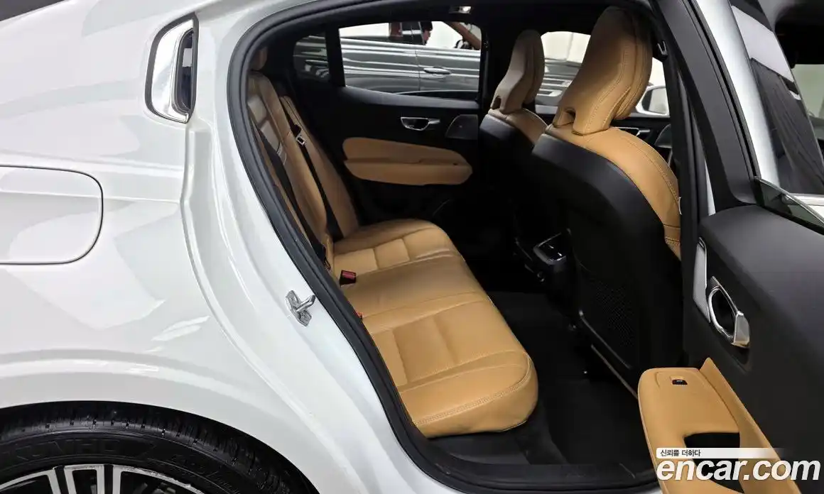 Volvo S60 2019 2.0 гидро в Москве № 164701, фото 12