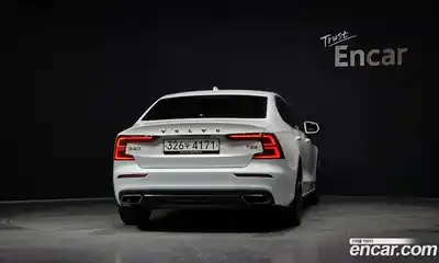 Volvo S60 2019 2.0 гидро в Москве № 164701, миниатюра 4