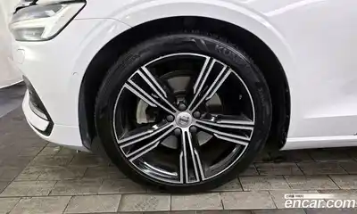 Volvo S60 2019 2.0 гидро в Москве № 164701, миниатюра 5