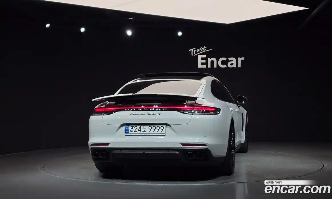 Porsche Panamera 2023 4.0 гидро в Москве № 165260, фото 4