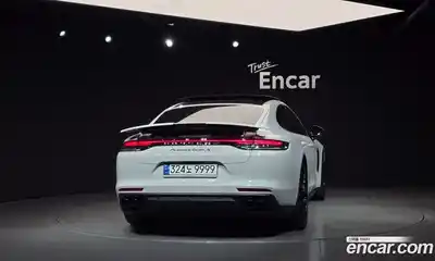 Porsche Panamera 2023 4.0 гидро в Москве № 165260, миниатюра 4