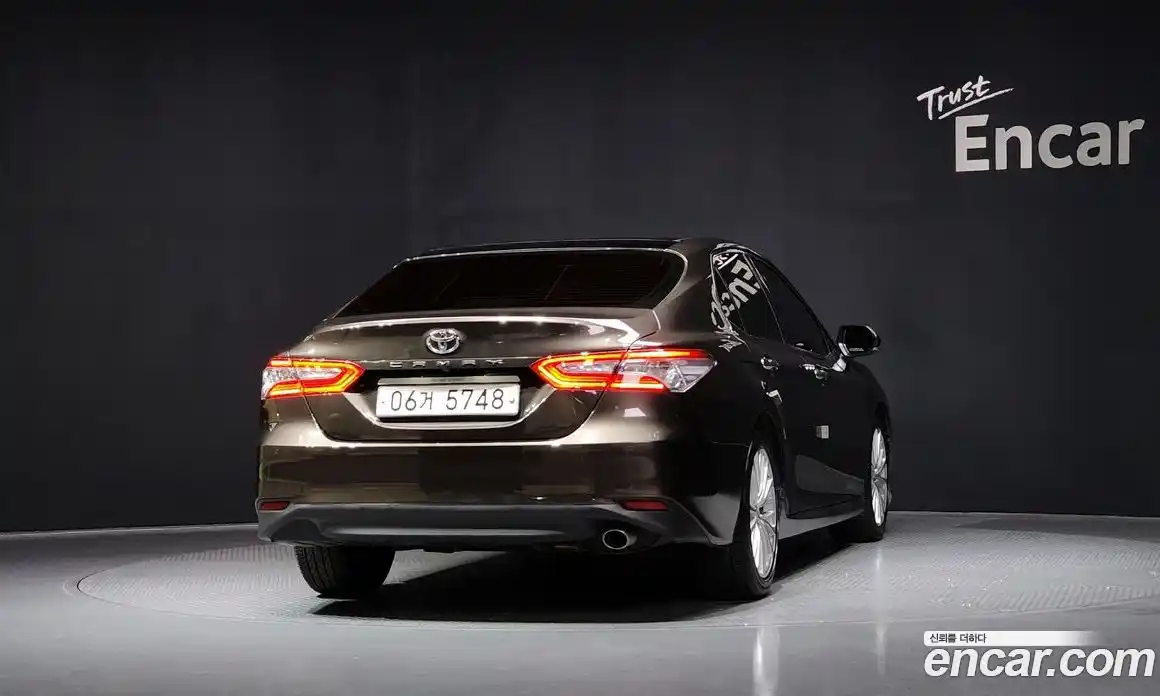 Toyota Camry 2018 2.5 гидро в Москве № 170194, фото 4