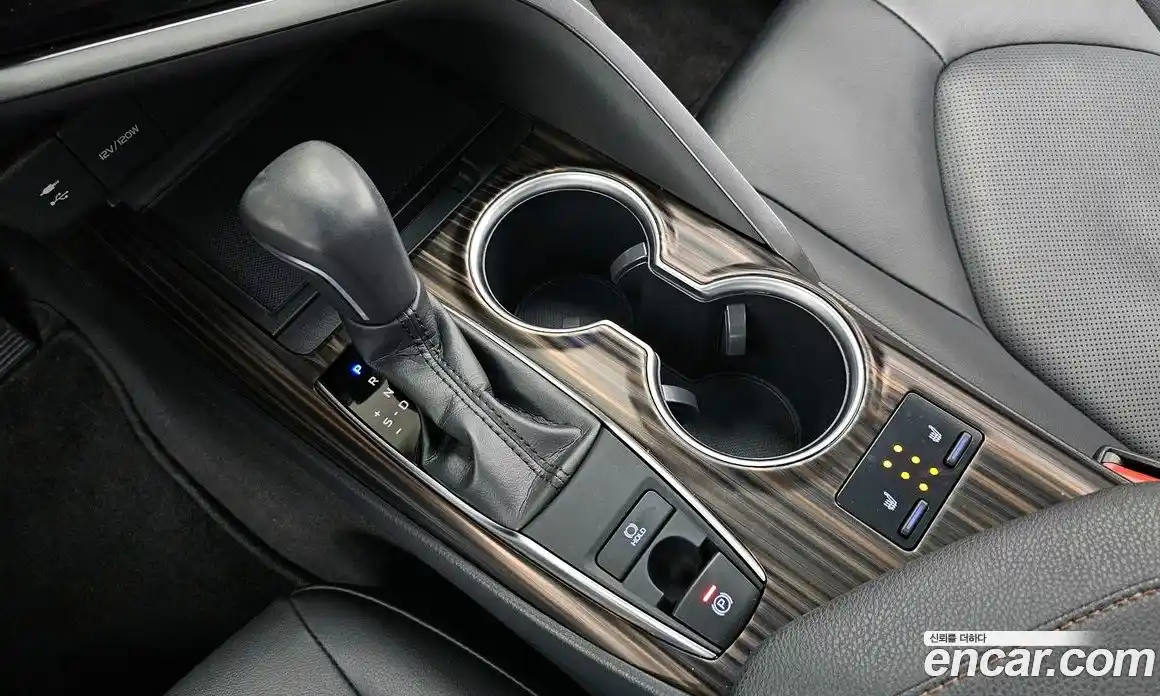 Toyota Camry 2018 2.5 гидро в Москве № 170194, фото 9