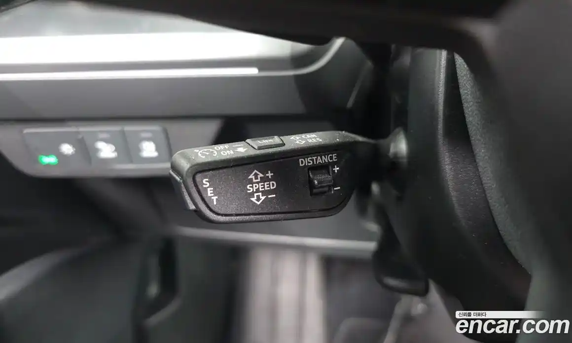 Audi Q4 e-tron 2022 0.2 гидро в Москве № 230040, фото 17