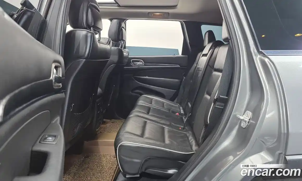 Jeep Cherokee 2013 3.0 гидро в Москве № 232749, фото 12