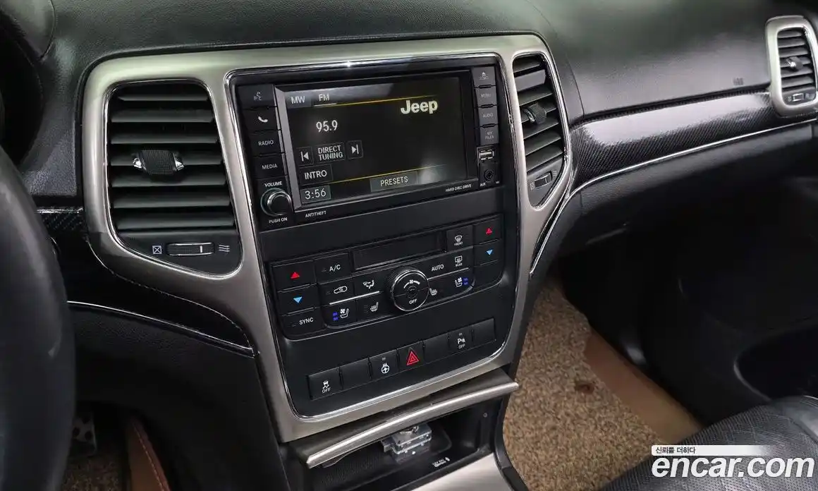 Jeep Cherokee 2013 3.0 гидро в Москве № 232749, фото 14