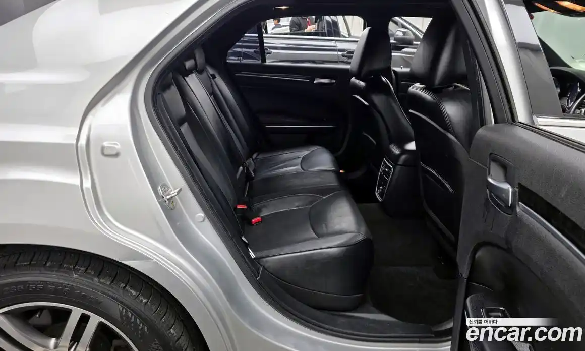 Chrysler 300C 2012 3.0 гидро в Москве № 268766, фото 12