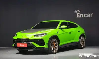 Lamborghini Urus, 2024