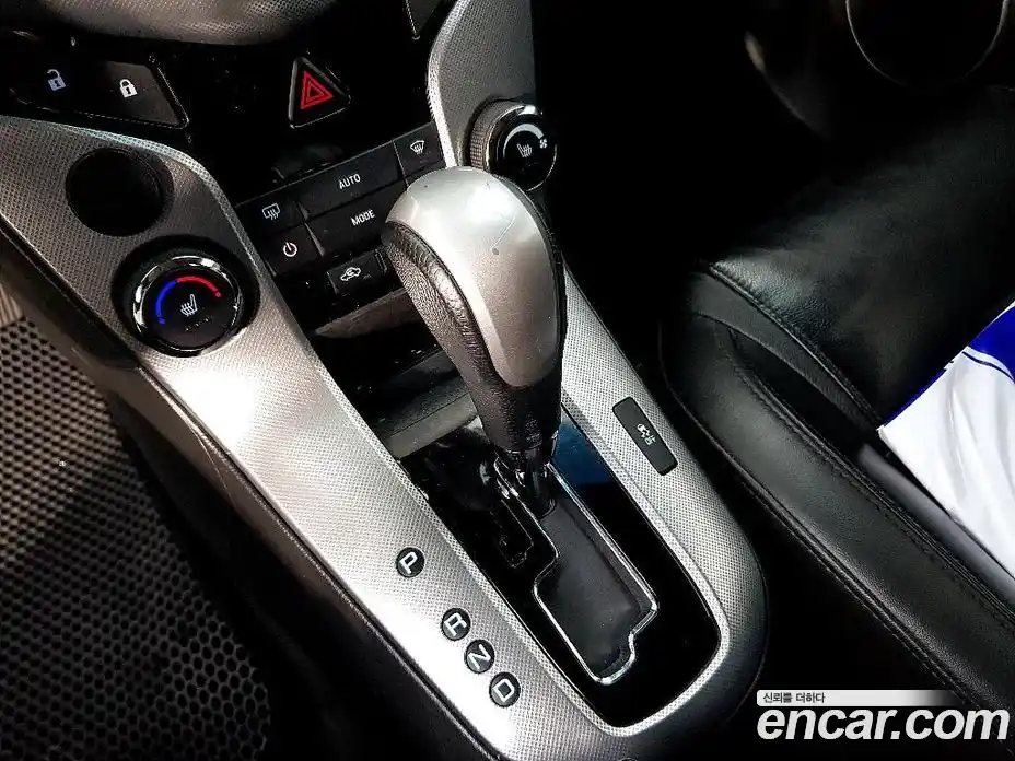 Chevrolet Cruze 2012 1.8 гидро в Москве № 936687, фото 15