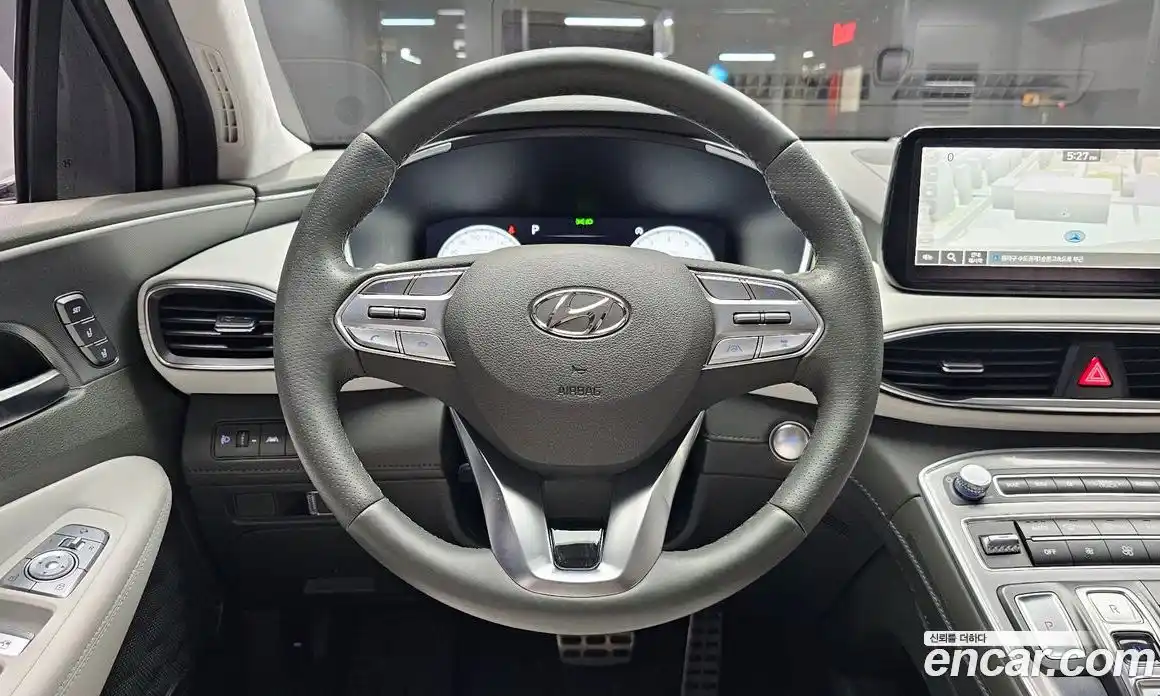Hyundai Santa Fe 2023 2.5 гидро в Москве № 1317487, фото 13