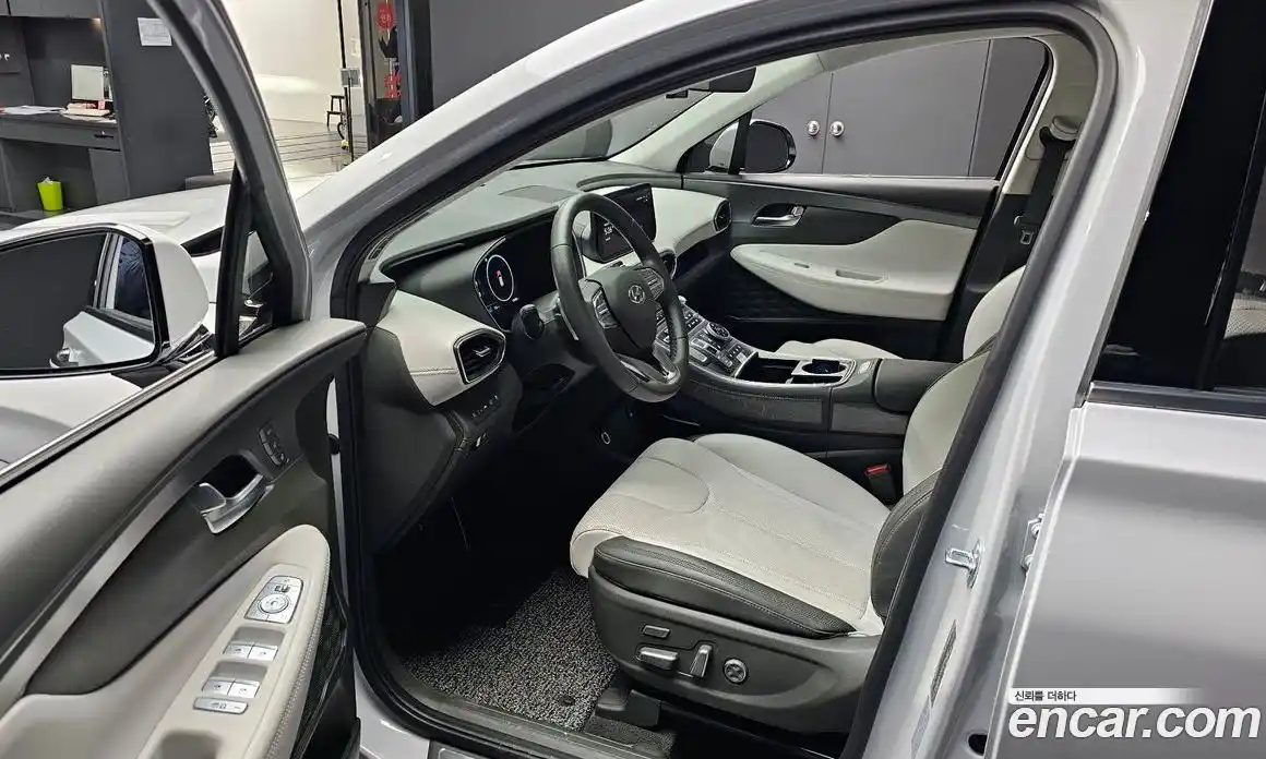 Hyundai Santa Fe 2023 2.5 гидро в Москве № 1317487, фото 10