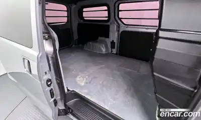 Hyundai Starex 2017 2.5 Автомат в Москве № 1317853, миниатюра 11