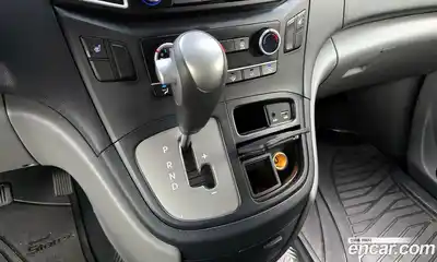 Hyundai Starex 2017 2.5 Автомат в Москве № 1317853, миниатюра 9