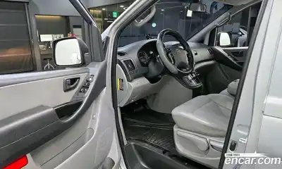 Hyundai Starex 2017 2.5 Автомат в Москве № 1317853, миниатюра 10