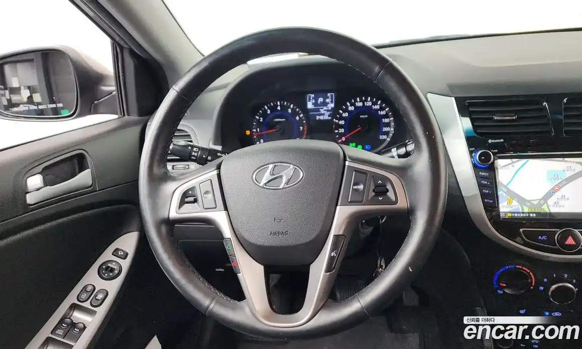 Hyundai Accent 2017 1.4 гидро в Москве № 1317902, фото 12