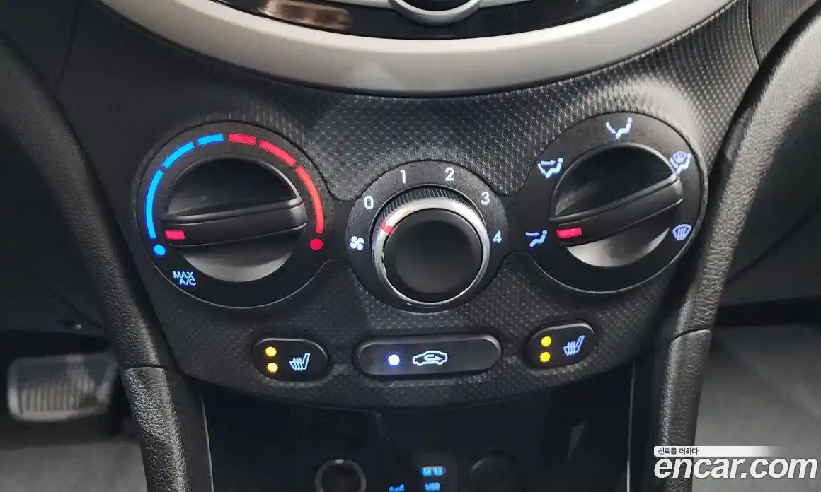 Hyundai Accent 2017 1.4 гидро в Москве № 1317902, фото 15