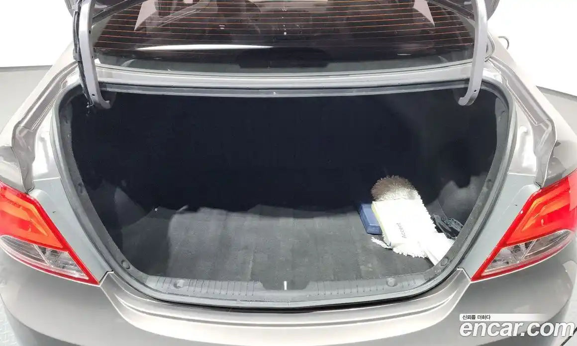 Hyundai Accent 2017 1.4 гидро в Москве № 1317902, фото 20
