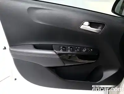 Kia Morning 2017 1.0 гидро в Москве № 1318265, миниатюра 9