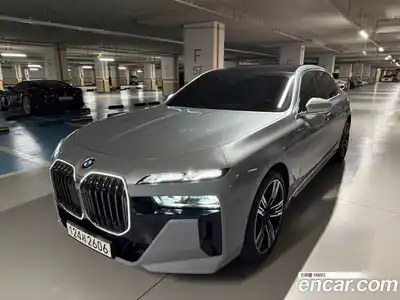 BMW 7-Series, 2023