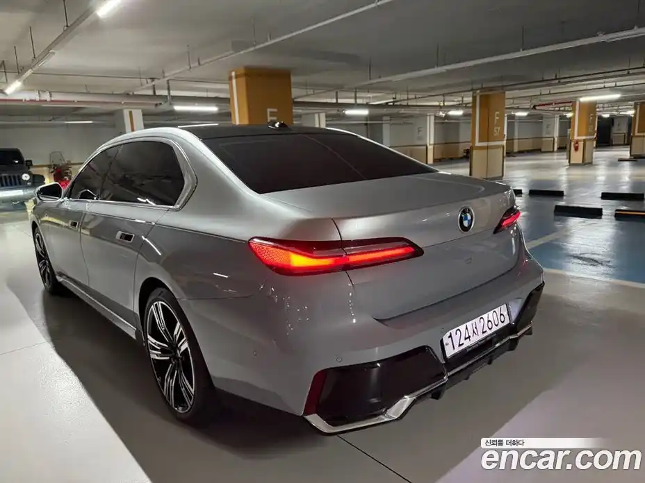 BMW 7-Series 2023 3.0 гидро в Москве № 1318462, фото 6