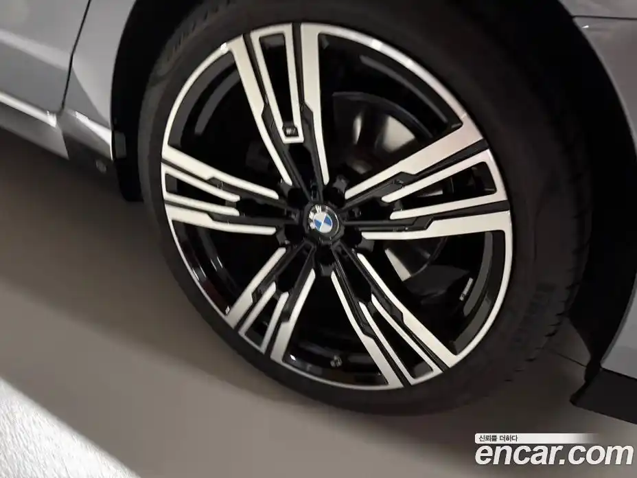 BMW 7-Series 2023 3.0 гидро в Москве № 1318462, фото 8