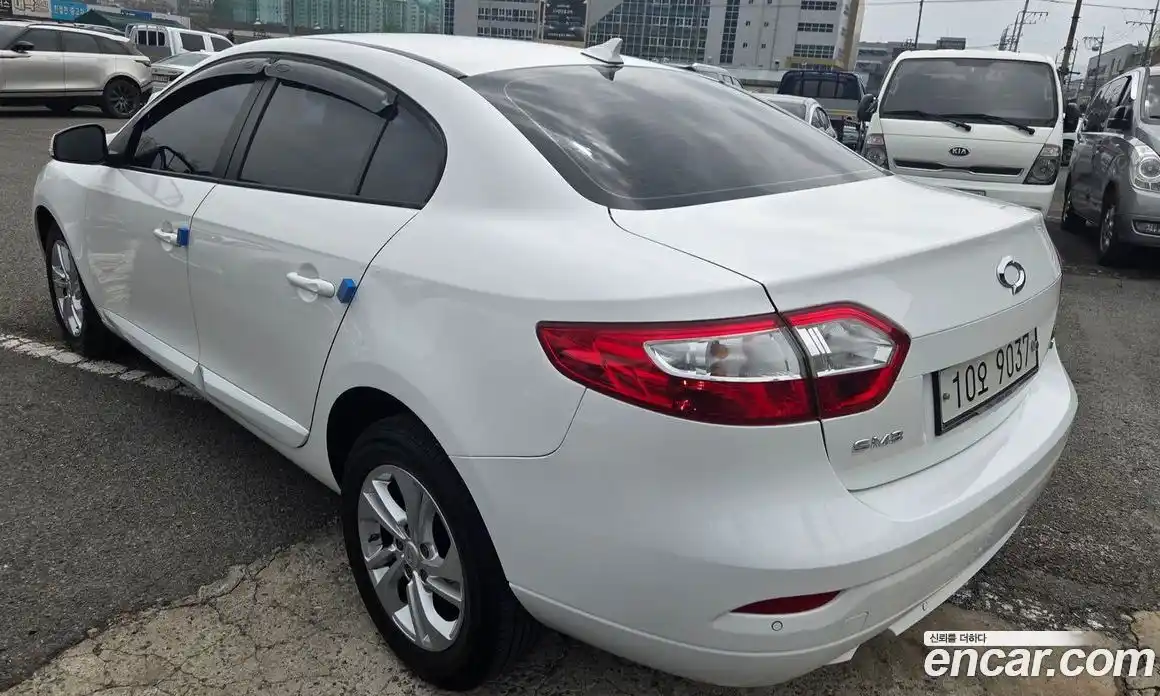 Renault SM3 2017 1.6 гидро в Москве № 1321560, фото 5