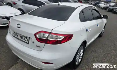 Renault SM3 2017 1.6 гидро в Москве № 1321560, миниатюра 7