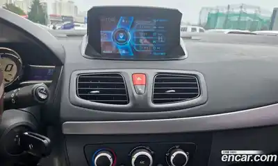 Renault SM3 2017 1.6 гидро в Москве № 1321560, миниатюра 9